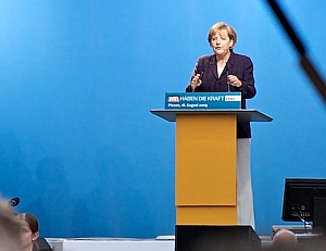 Friedliche Revolution - Kanzlerin Merkel würdigt Plauen